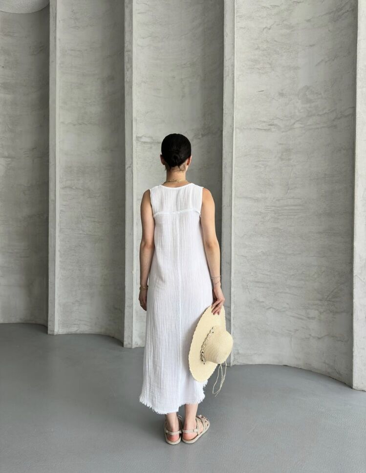 Beyaz Müslin Elbise